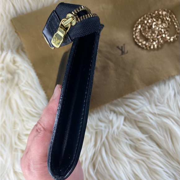 LV Epi Pochette - Picture 12 of 15